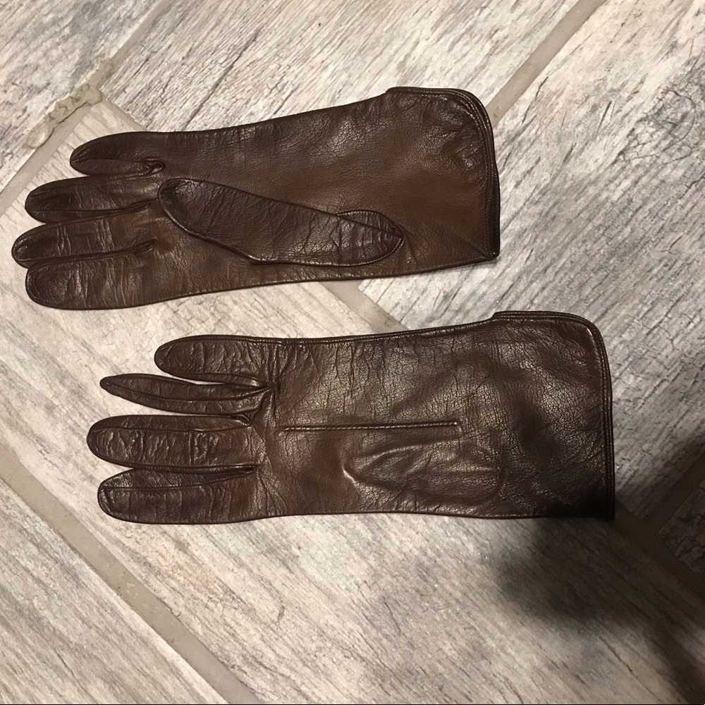 Vintage fine leather gloves